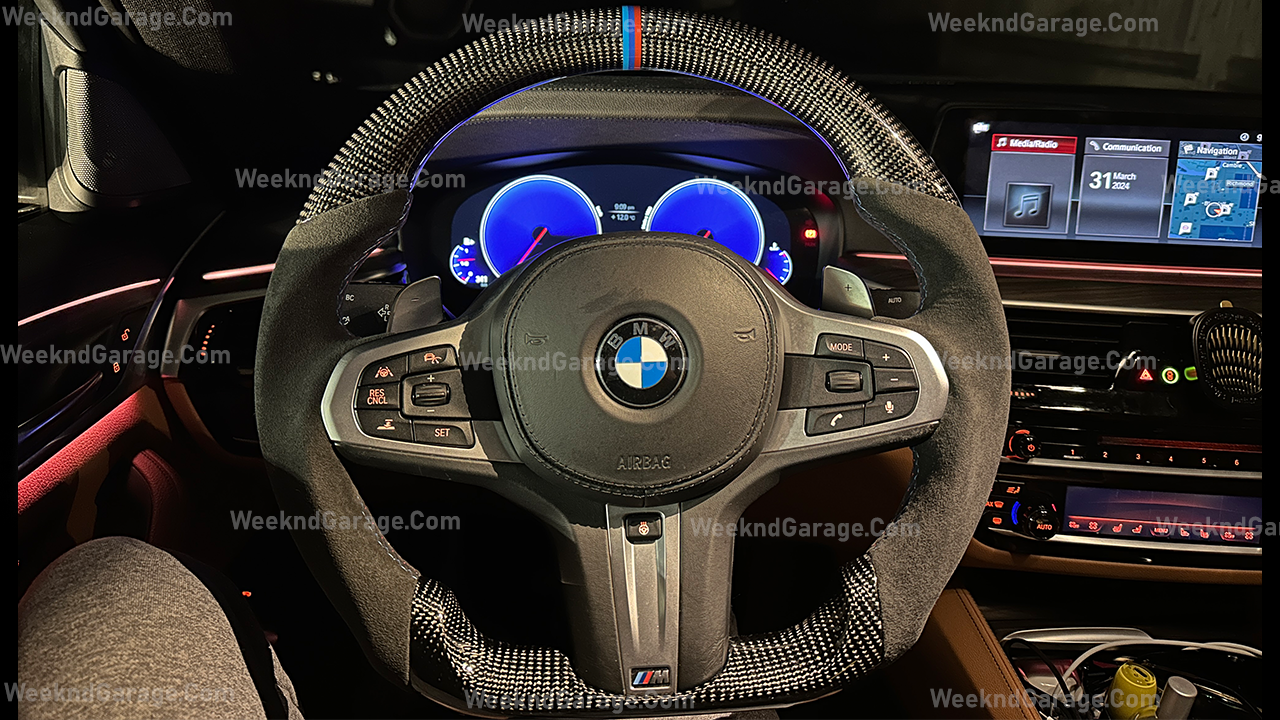 BMW G30 2017+ CARBON FIBER STEERING WHEEL